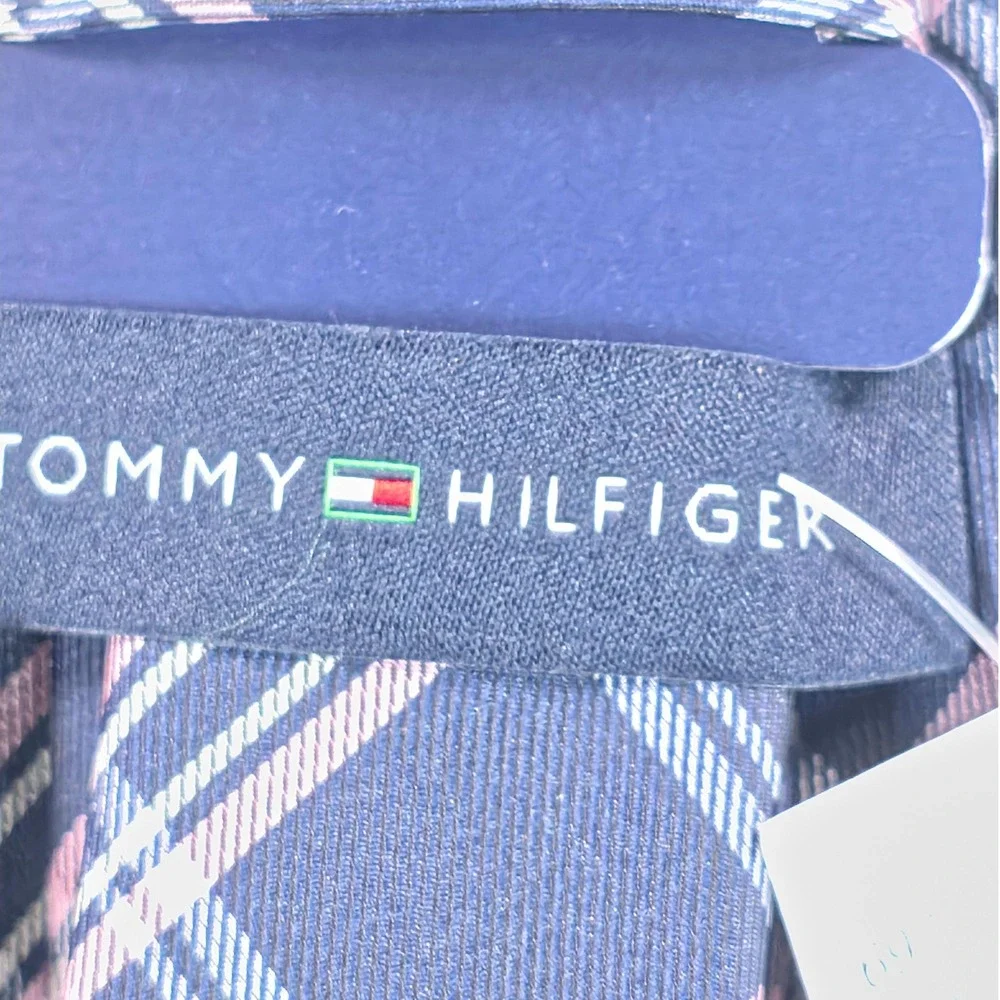 Tommy Hilfiger Mens Tie One Size Navy/Pink Twill Plaid Necktie Quiet Luxury NWT